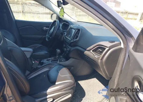 2019 Jeep Cherokee Trailhawk 4X4 from USA, damaged, VIN 1C4PJMBX9KD369514